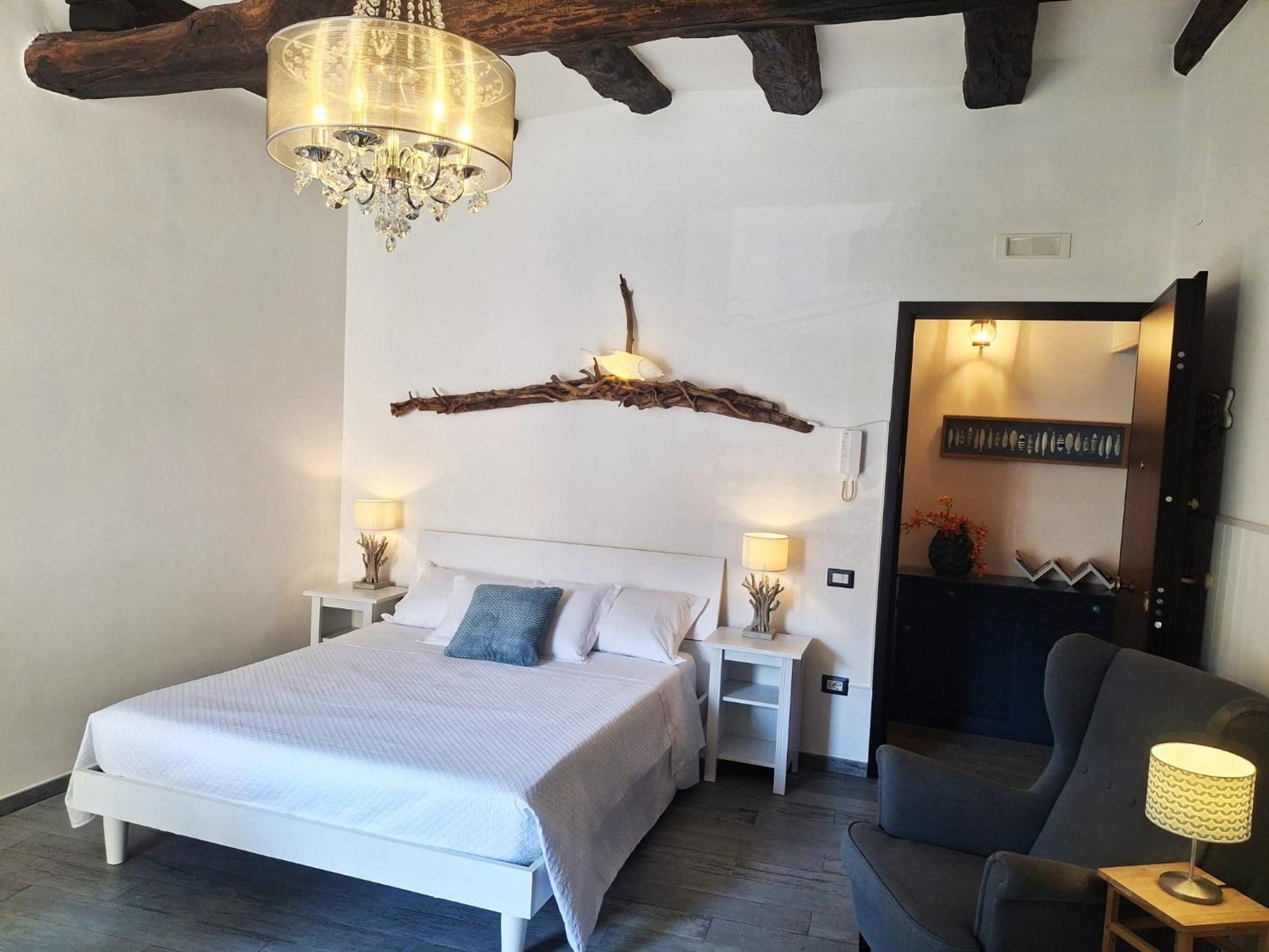 Inn Alta Marea Салерно Экстерьер фото