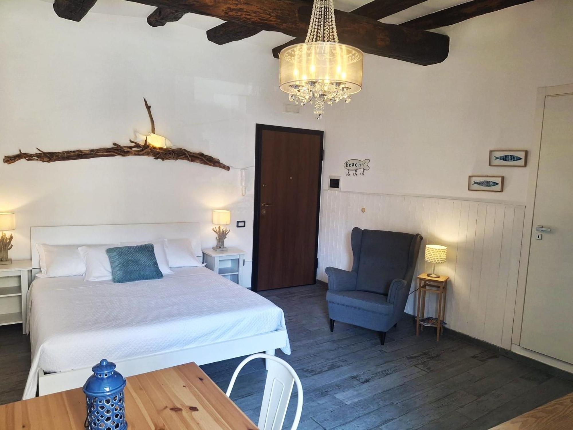 Inn Alta Marea Салерно Экстерьер фото